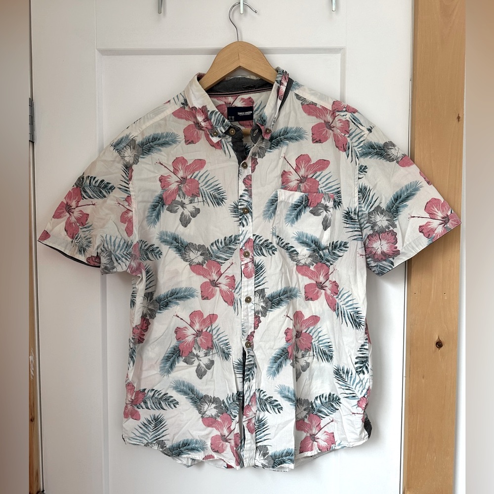 Sunrise Kingdom, men’s button up size XL